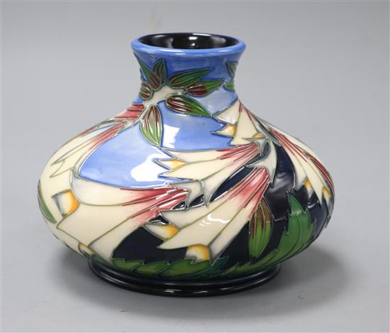 A modern Moorcroft Lily pattern vase probably by Philip Gibson dated 2004, boxed
